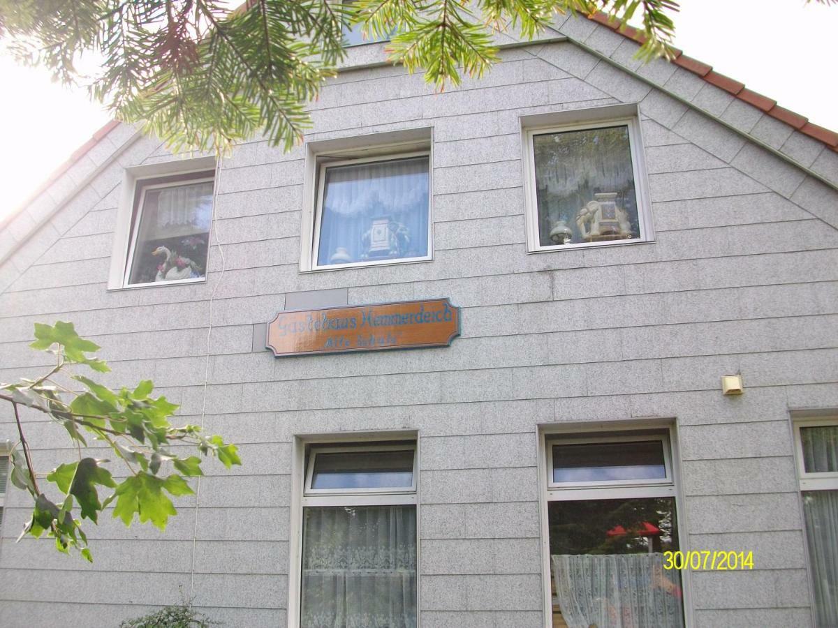 Gaestehaus Hemmerdeich-Alte Schule Oldenswort Exterior photo
